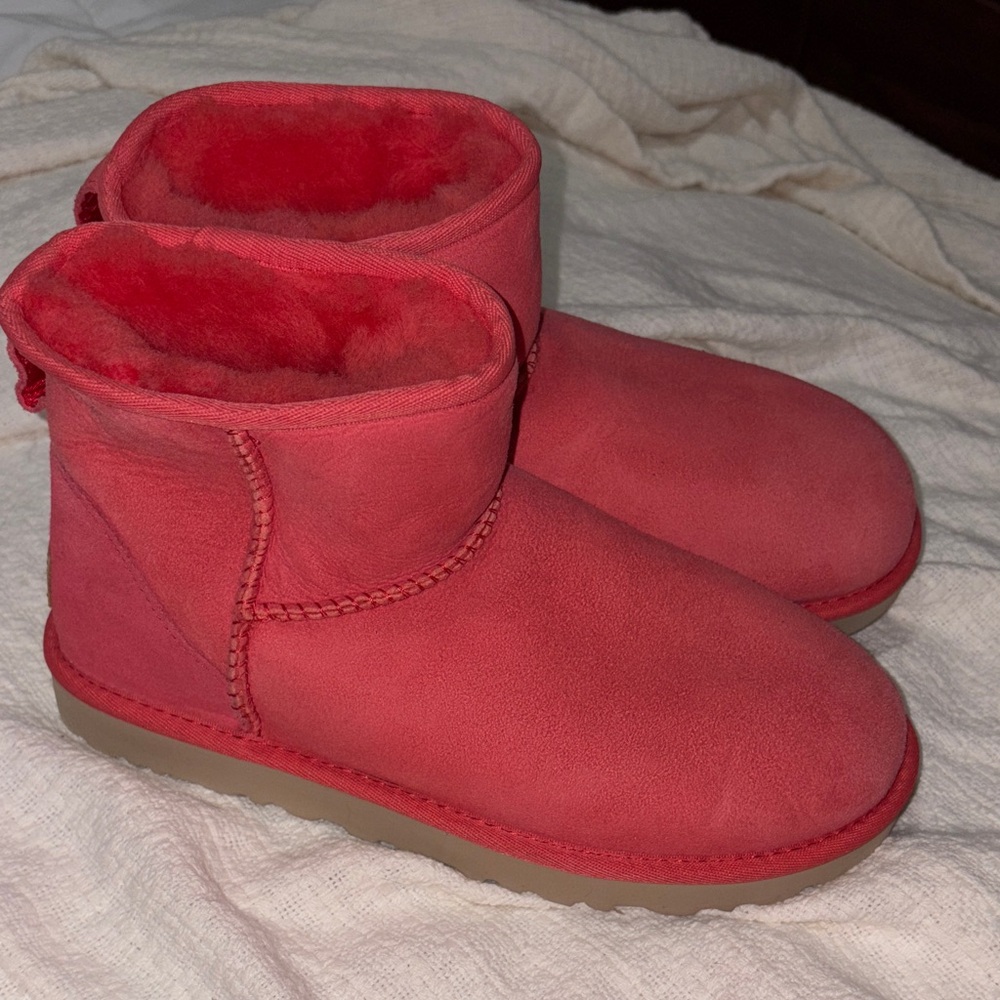 New!! UGG Bright Coral Suede Boots